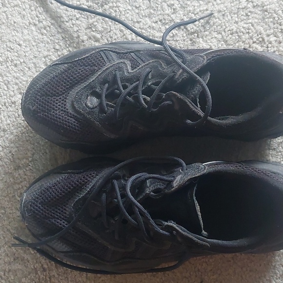 Adidas Ozweego Size 7 - Picture 9 of 11